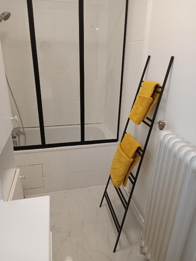 Chelles Centre Ville 2 Chambres Pres Des Bords De Marne 10 Minutes A Pieds De La Gare De Chelles-Gournay 5 Minutes De La Gare De Vaires-Sur-Marne 20 Minutes De Disneyland Jusqu'A 5 Couchages Possibles Екстериор снимка