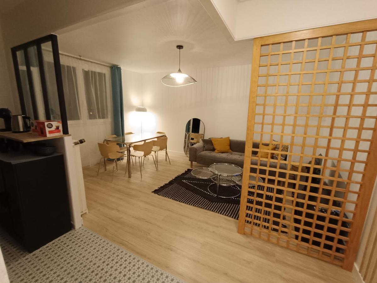 Chelles Centre Ville 2 Chambres Pres Des Bords De Marne 10 Minutes A Pieds De La Gare De Chelles-Gournay 5 Minutes De La Gare De Vaires-Sur-Marne 20 Minutes De Disneyland Jusqu'A 5 Couchages Possibles Екстериор снимка